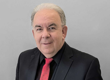 Dr Ingo Dorozala