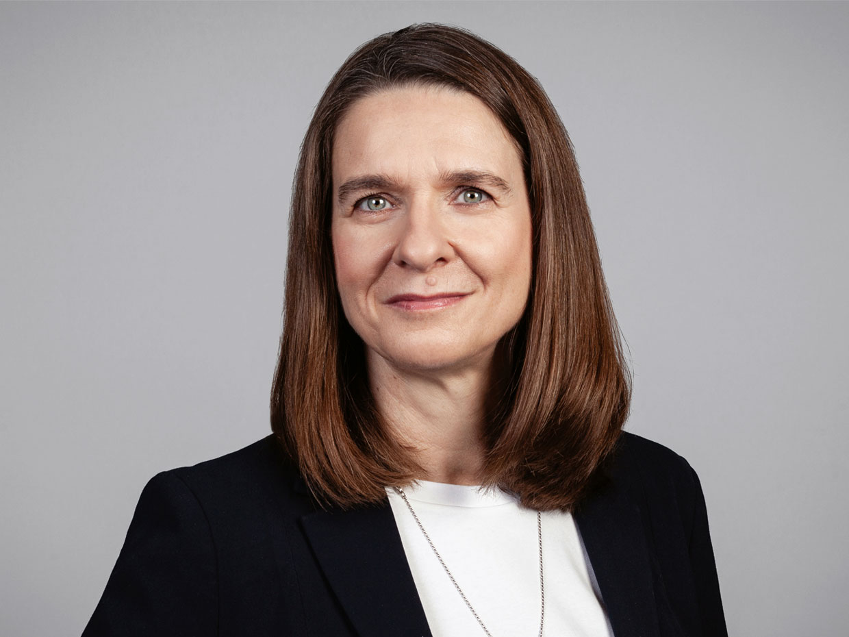  Paula Holey