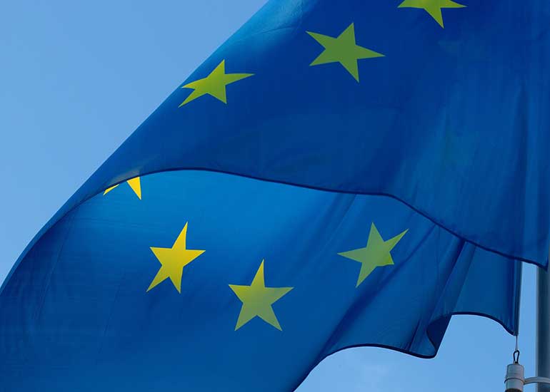 Die Abbildung zeigt einen Ausschnitt einer Europaflagge.